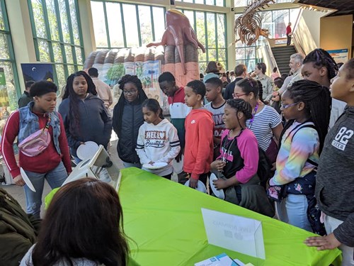 school group at stem leaves and trees at mississippi museum of natural science